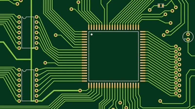 Quels types d'assemblages de cartes de circuits imprimés peuvent être fabriqués grâce aux services de fabrication électronique sous contrat fournis par UNIXPLORE ?