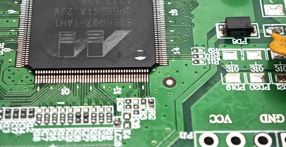 Méthodes de suppression des interférences électromagnétiques (EMI) pour la conception de PCB