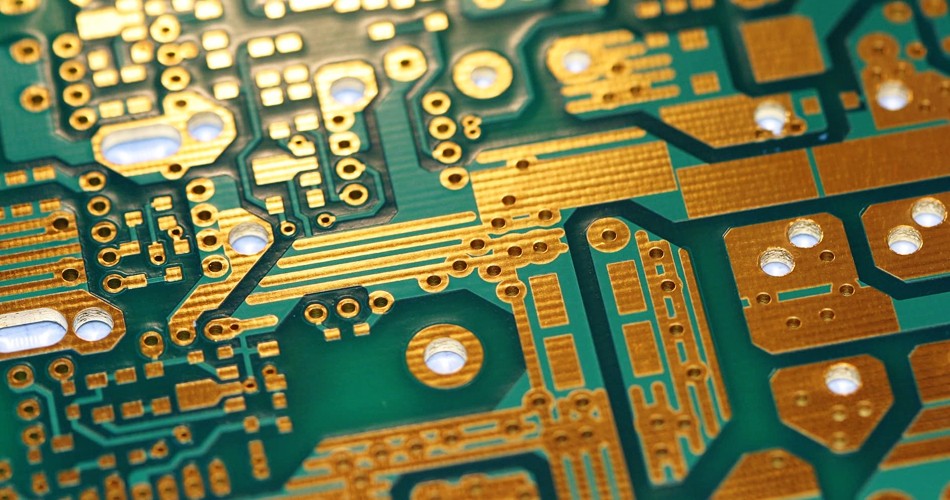 Conception de circuits imprimés à grande vitesse : considérations sur l'intégrité du signal et les paires différentielles