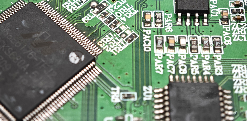 Technologie 3D Circuit Board dans le traitement du PCBA: briser les limites de la technologie traditionnelle