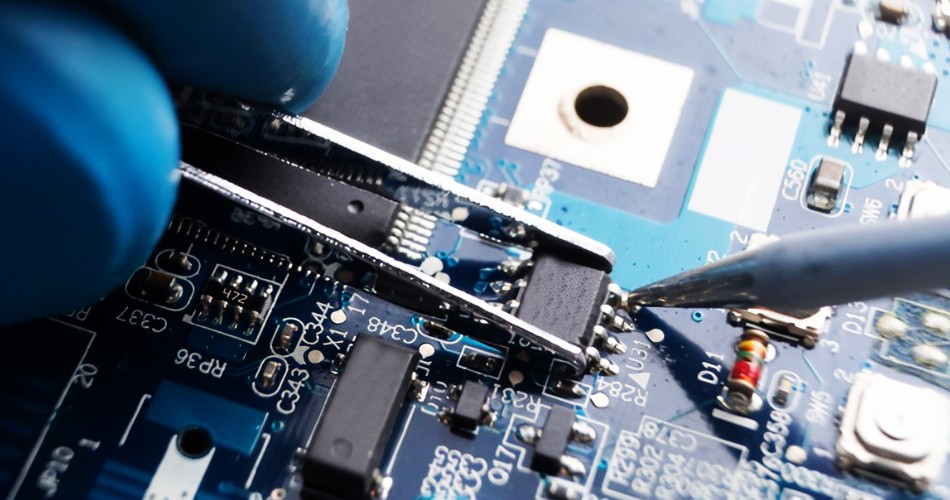 Causes profondes et contre-mesures des retards de production dans le traitement des PCBA