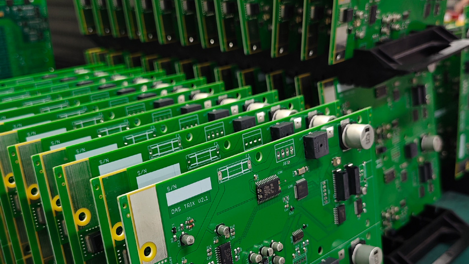 Analyse de cas de coopération d'usine PCBA : qu'est-ce qui se cache derrière le succès ?