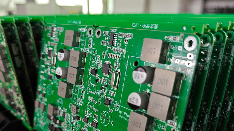 Réponse rapide : Comment le service après-vente des usines PCBA peut-il garantir la satisfaction du client ?