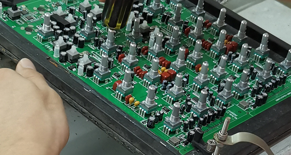 Comment réduire le coût de production des usines de PCBA en optimisant la supply chain ?