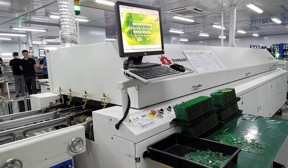 Comment les mises à niveau des équipements affectent-elles l’efficacité de la production dans les usines PCBA ?