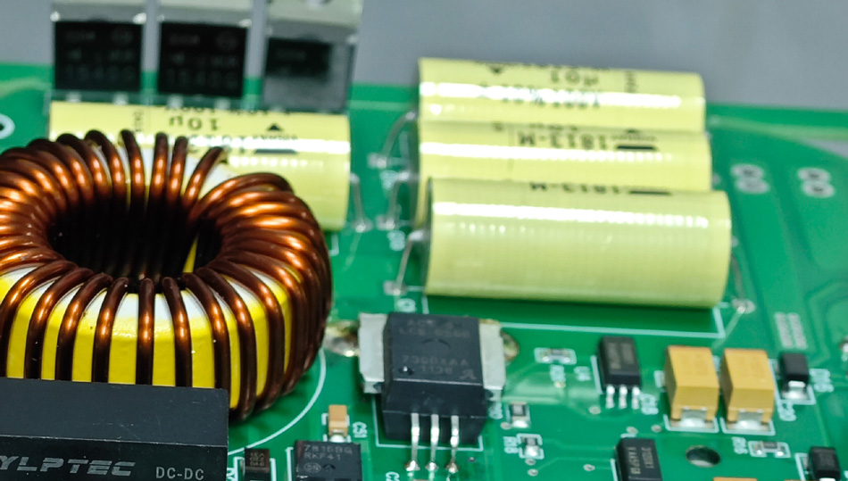 Comment pouvons-nous évaluer la qualité de service des usines PCBA grâce aux retours des clients ?