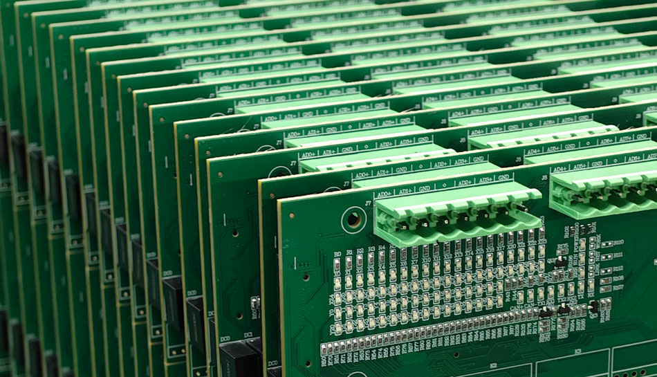 Comment choisir la bonne usine PCBA en fonction des commentaires des clients ?