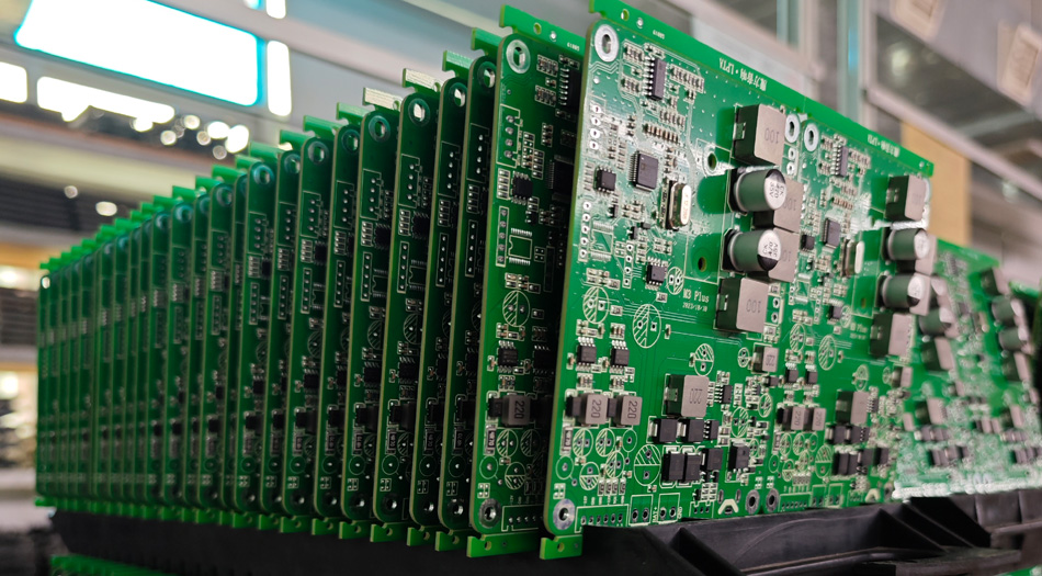 Gestion de la capacité des usines PCBA d'équipement médical : stratégies pour faire face aux fluctuations des commandes